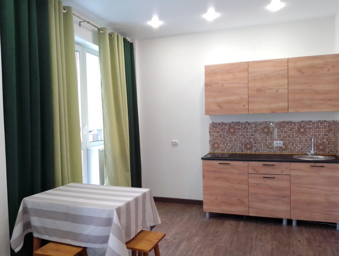 Студия в аренду, м-н Закаменский, 16 — 35 000 ₽/мес