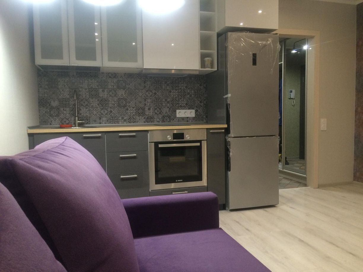 Студия в аренду, ул. Семьи Шамшиных, 90/5 — 35 000 ₽/мес